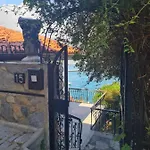Escape To History In A Stunning Stone House With Garden And Sea View In The Heart Of ヴィラ *