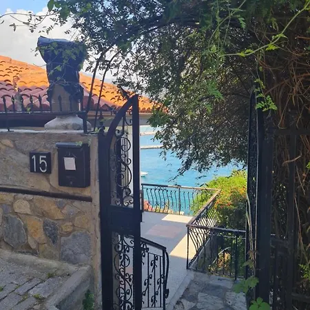 Escape To History In A Stunning Stone House With Garden And Sea View In The Heart Of וילה *