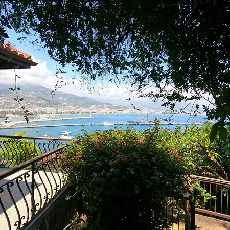 וילה Escape To History In A Stunning Stone House With Garden And Sea View In The Heart Of