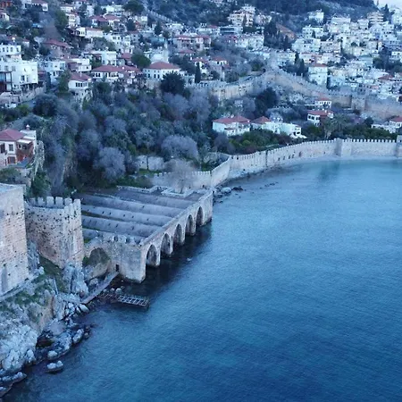 ヴィラ Escape To History In A Stunning Stone House With Garden And Sea View In The Heart Of