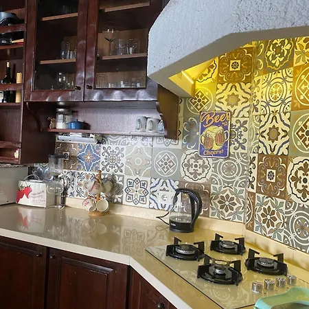 Escape To History In A Stunning Stone House With Garden And Sea View In The Heart Of וילה
