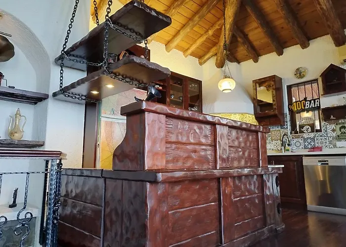 Willa Escape To History In A Stunning Stone House With Garden And Sea View In The Heart Of Alanya